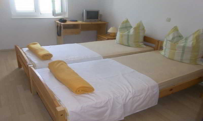Mladenka Hotel Podstrana Kültér fotó